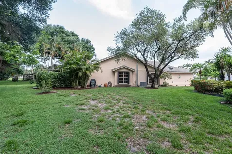 10860 Stafford Circle N Boynton Beach FL 33436