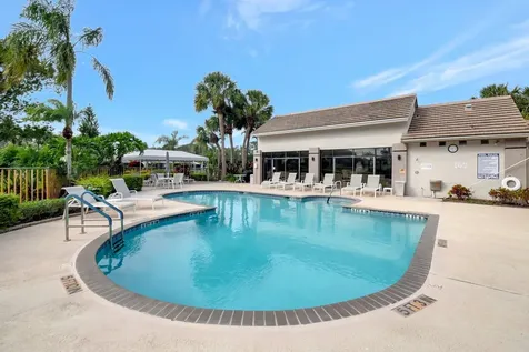 10860 Stafford Circle N Boynton Beach FL 33436