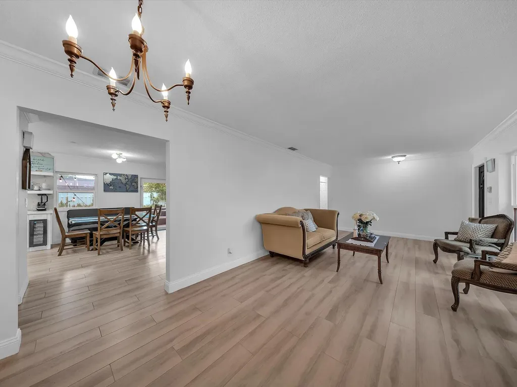 834 Ramblewood Drive Coral Springs FL 33071