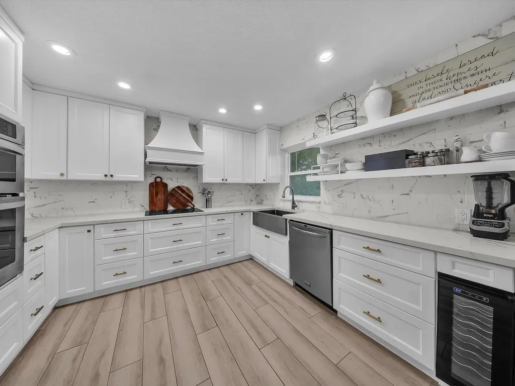 834 Ramblewood Drive Coral Springs FL 33071
