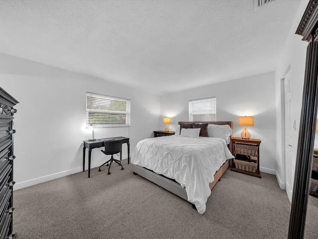 834 Ramblewood Drive Coral Springs FL 33071