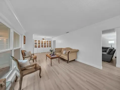 834 Ramblewood Drive Coral Springs FL 33071