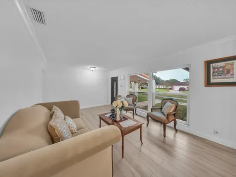 834 Ramblewood Drive Coral Springs FL 33071