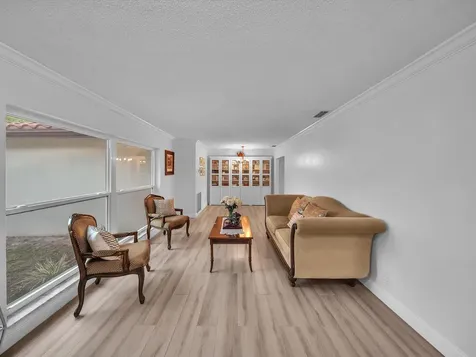 834 Ramblewood Drive Coral Springs FL 33071