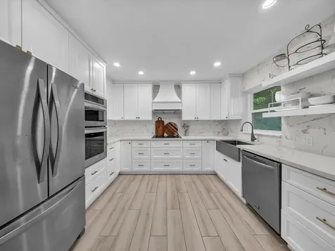 834 Ramblewood Drive Coral Springs FL 33071