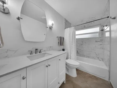 834 Ramblewood Drive Coral Springs FL 33071
