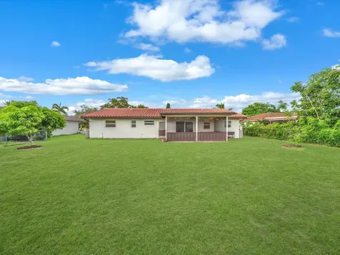 834 Ramblewood Drive Coral Springs FL 33071