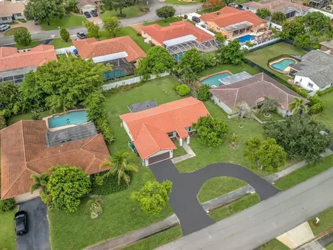 834 Ramblewood Drive Coral Springs FL 33071