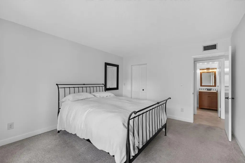 18081 SE Country Club Drive Jupiter FL 33469