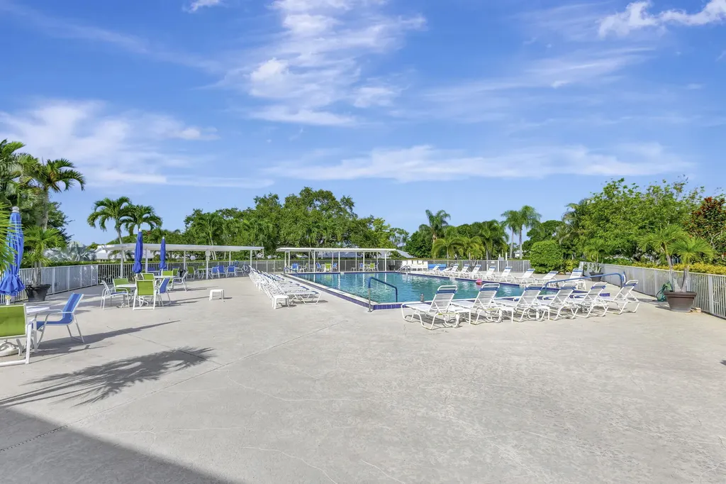 18081 SE Country Club Drive Jupiter FL 33469