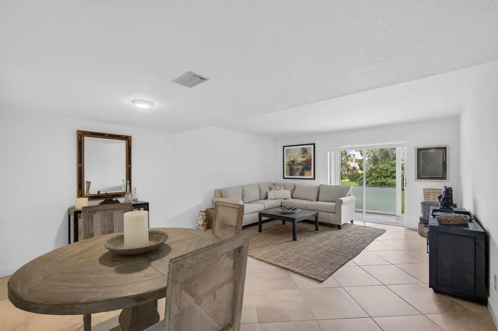 18081 SE Country Club Drive Jupiter FL 33469