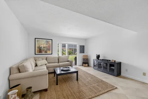18081 SE Country Club Drive Jupiter FL 33469