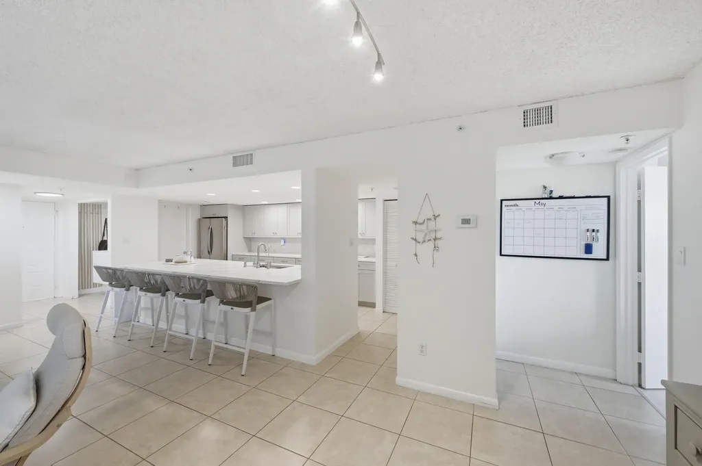 1915 Lavers Circle Delray Beach FL 33444