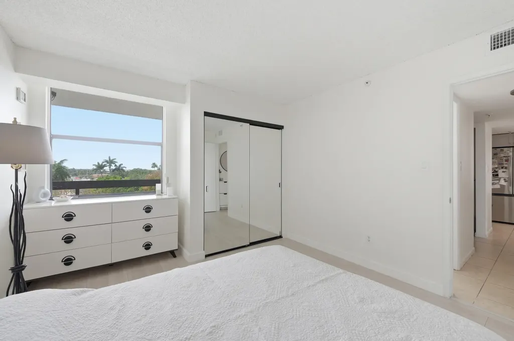 1915 Lavers Circle Delray Beach FL 33444