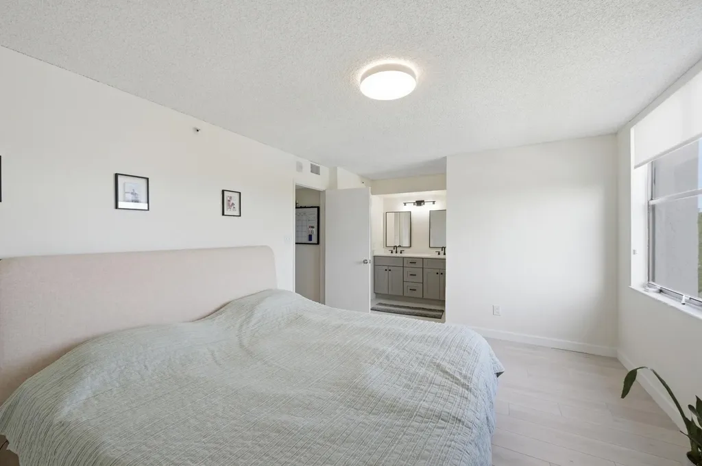 1915 Lavers Circle Delray Beach FL 33444