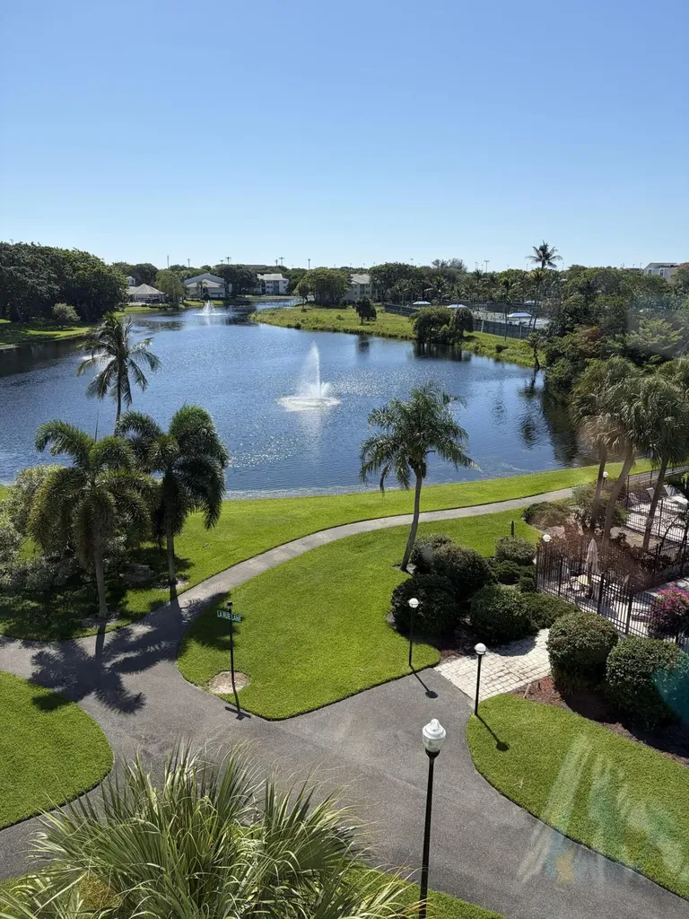 1915 Lavers Circle Delray Beach FL 33444