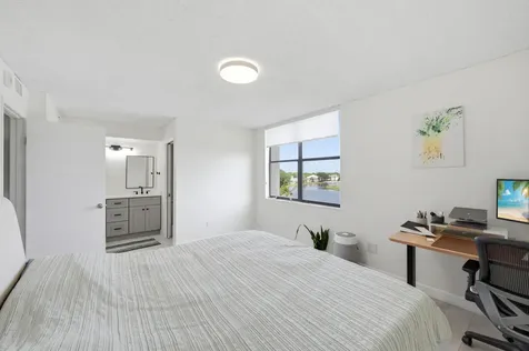 1915 Lavers Circle Delray Beach FL 33444