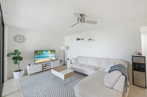 1915 Lavers Circle Delray Beach FL 33444