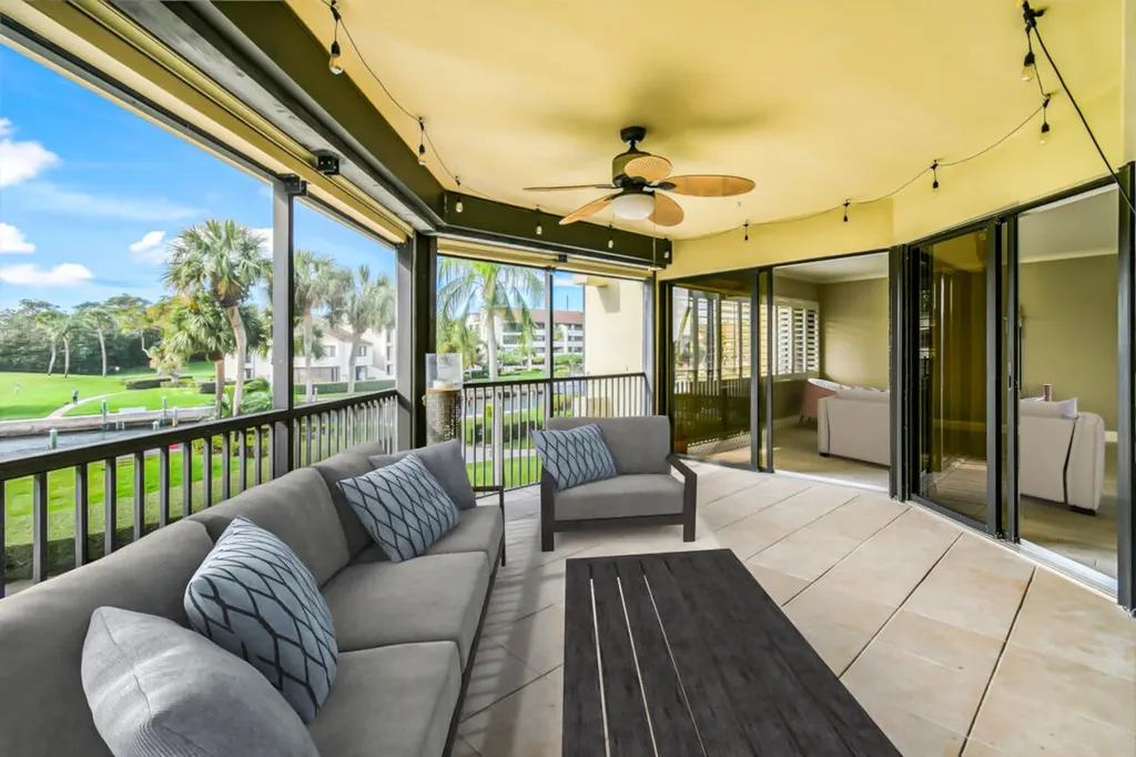 1117 Marine Way E North Palm Beach FL 33408