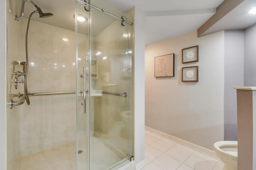 1117 Marine Way E North Palm Beach FL 33408