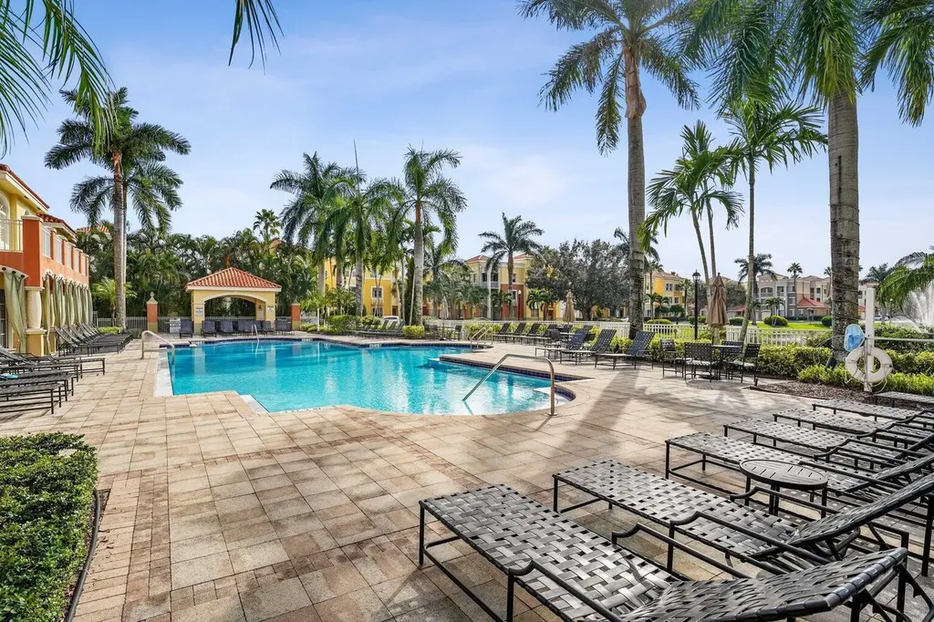 11021 Legacy Lane Palm Beach Gardens FL 33410