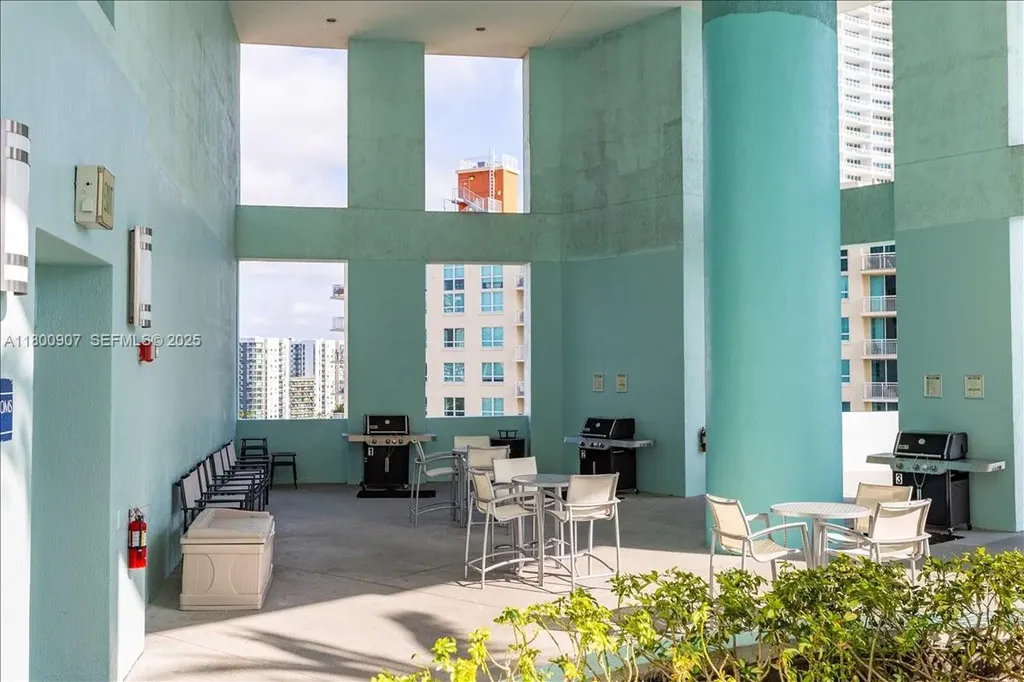 1900 N Bayshore Drive Miami FL 33132