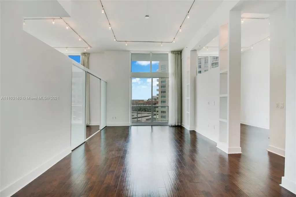 1900 N Bayshore Drive Miami FL 33132