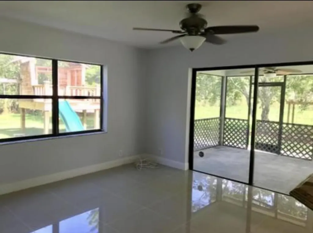 11852 61st Street N The Acreage FL 33412
