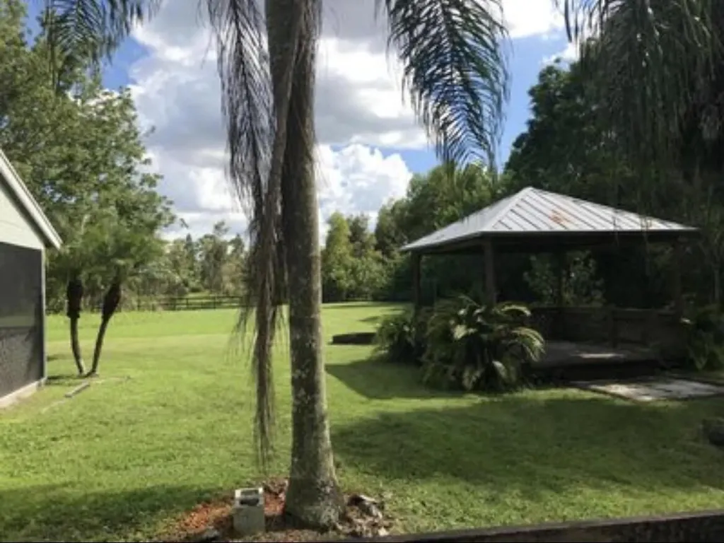 11852 61st Street N The Acreage FL 33412