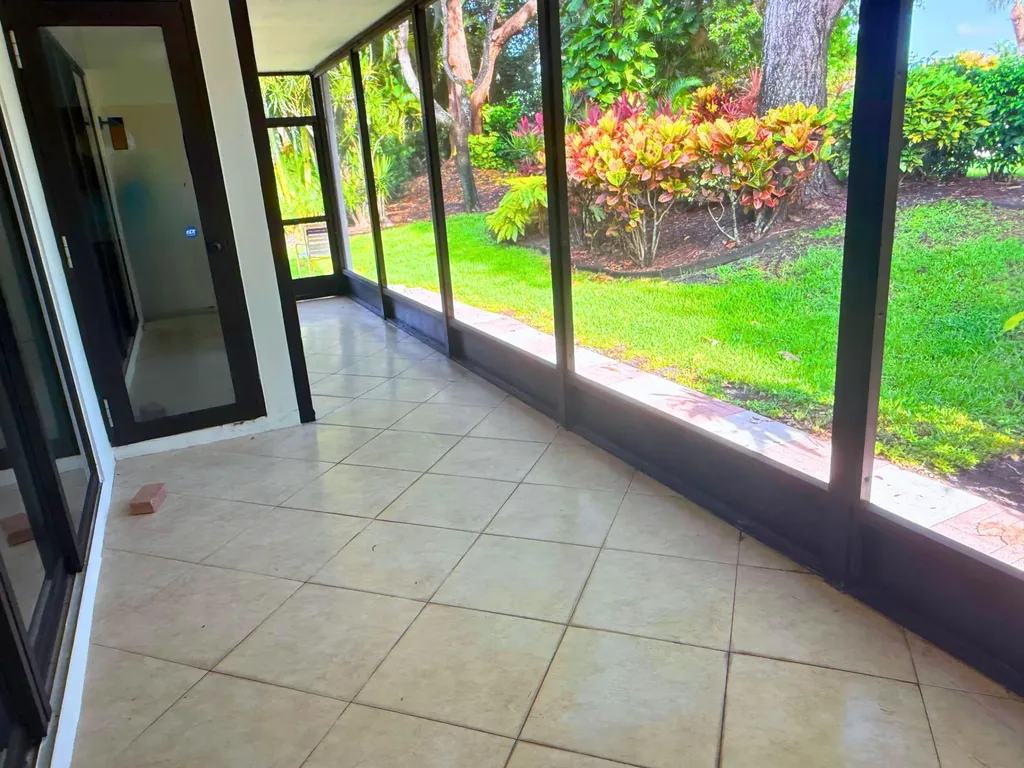 19890 Sawgrass Lane Boca Raton FL 33434