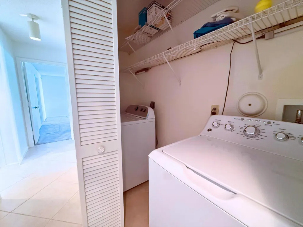19890 Sawgrass Lane Boca Raton FL 33434