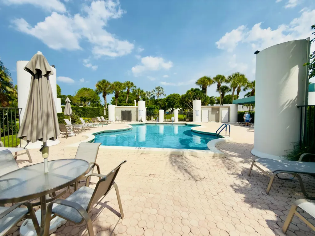 19890 Sawgrass Lane Boca Raton FL 33434
