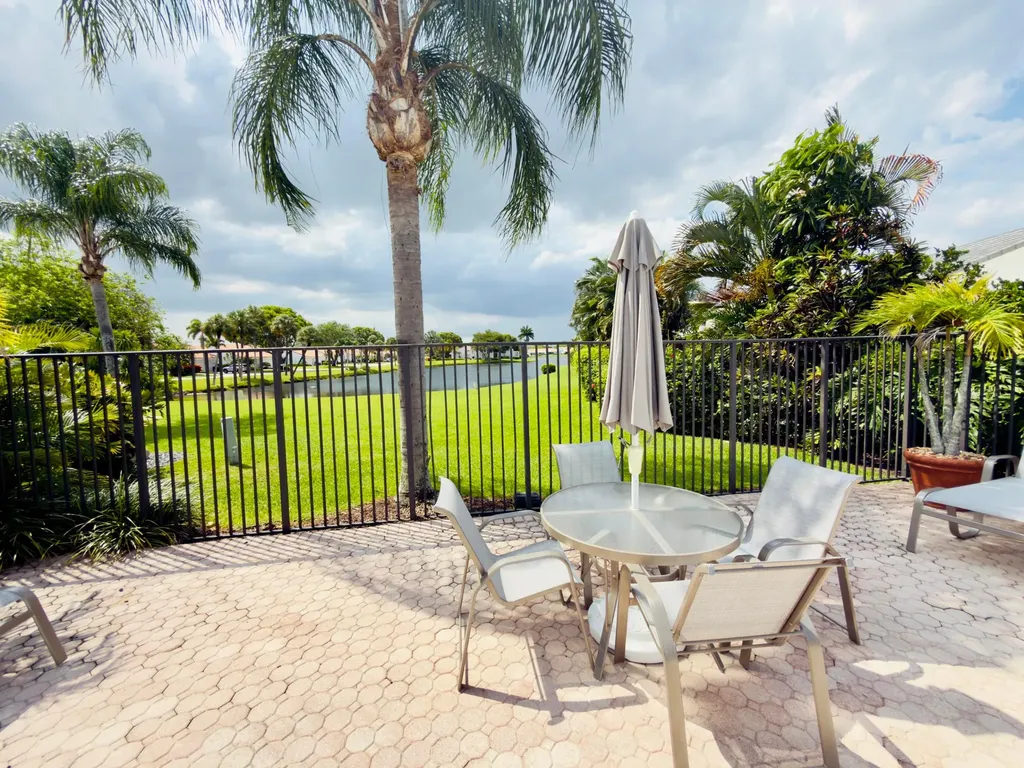 19890 Sawgrass Lane Boca Raton FL 33434