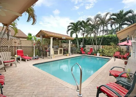 16657 Redwood Way Weston FL 33326