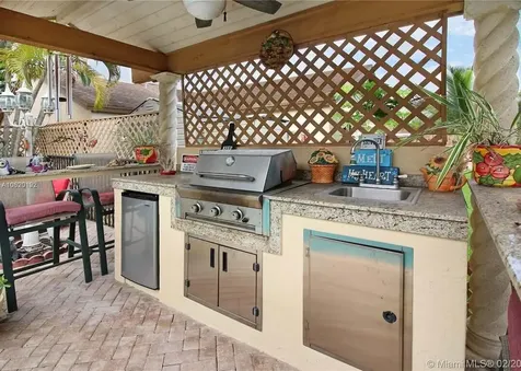 16657 Redwood Way Weston FL 33326