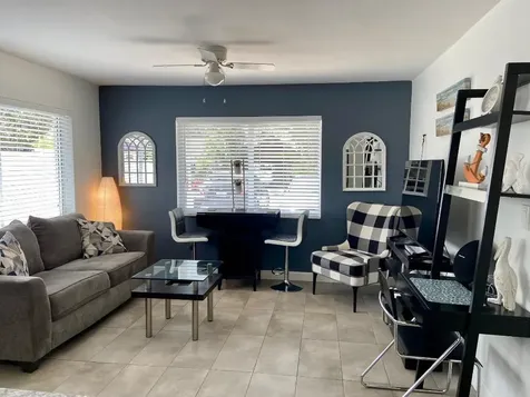 1528 NE 32nd Street Oakland Park FL 33334