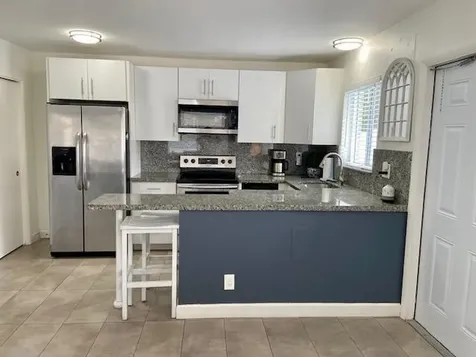 1528 NE 32nd Street Oakland Park FL 33334