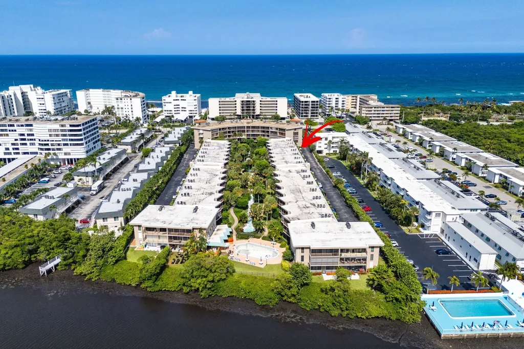 3605 S Ocean Boulevard South Palm Beach FL 33480