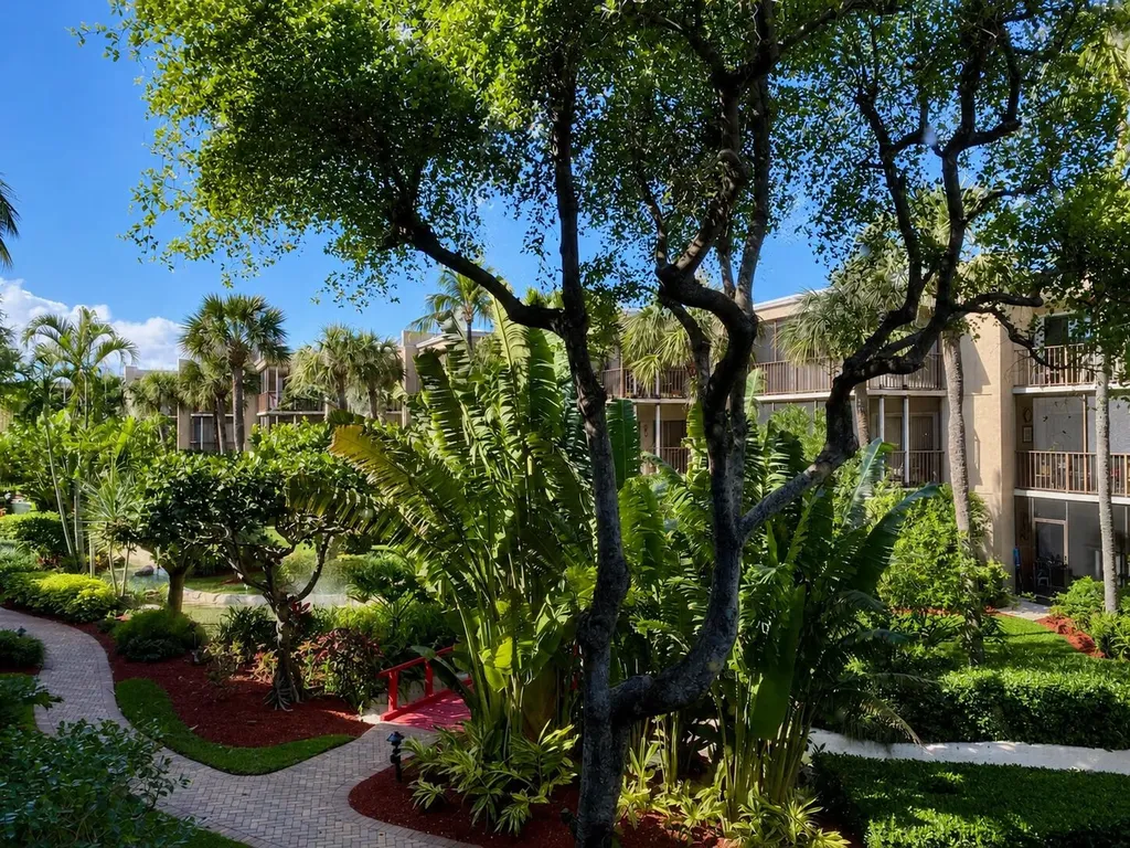 3605 S Ocean Boulevard South Palm Beach FL 33480