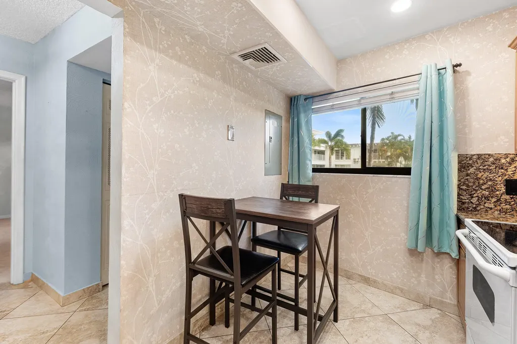 3605 S Ocean Boulevard South Palm Beach FL 33480