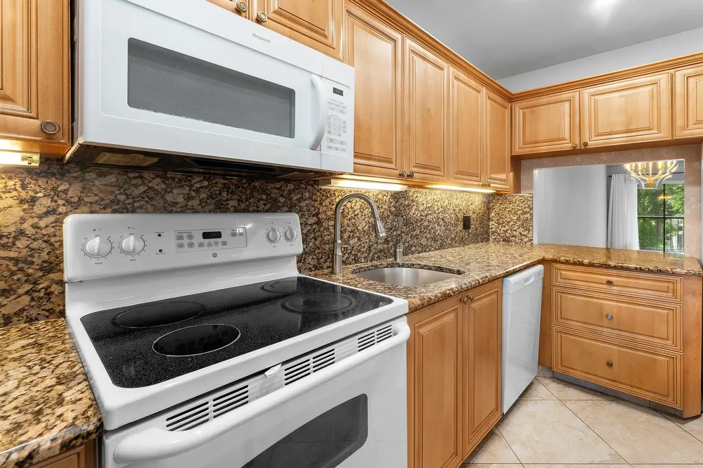 3605 S Ocean Boulevard South Palm Beach FL 33480