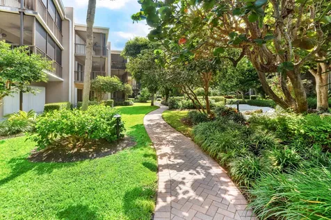 3605 S Ocean Boulevard South Palm Beach FL 33480