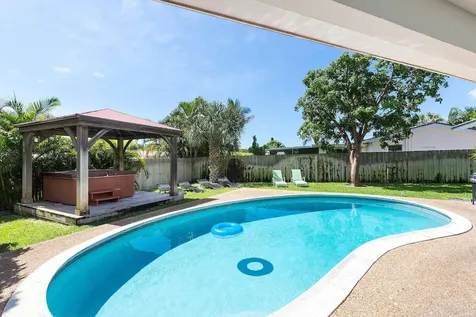 4348 NW 2nd Terrace Boca Raton FL 33431