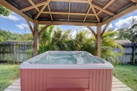4348 NW 2nd Terrace Boca Raton FL 33431