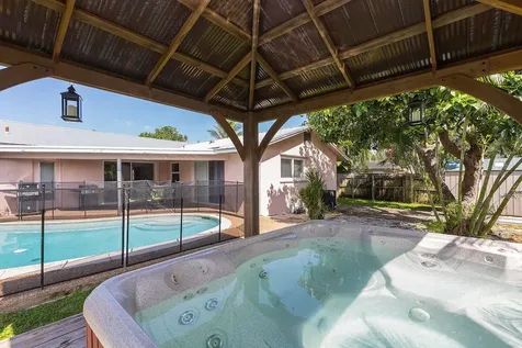 4348 NW 2nd Terrace Boca Raton FL 33431