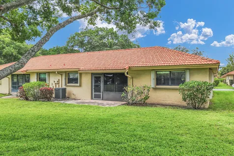 4450 Nutmeg Tree Lane Boynton Beach FL 33436