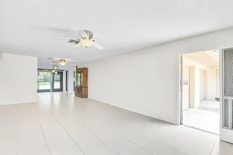 4450 Nutmeg Tree Lane Boynton Beach FL 33436