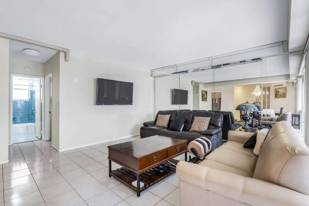 1920 S Ocean Drive Fort Lauderdale FL 33316