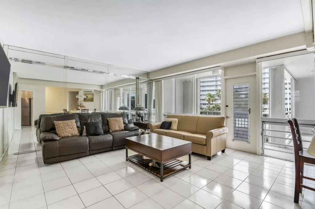 1920 S Ocean Drive Fort Lauderdale FL 33316