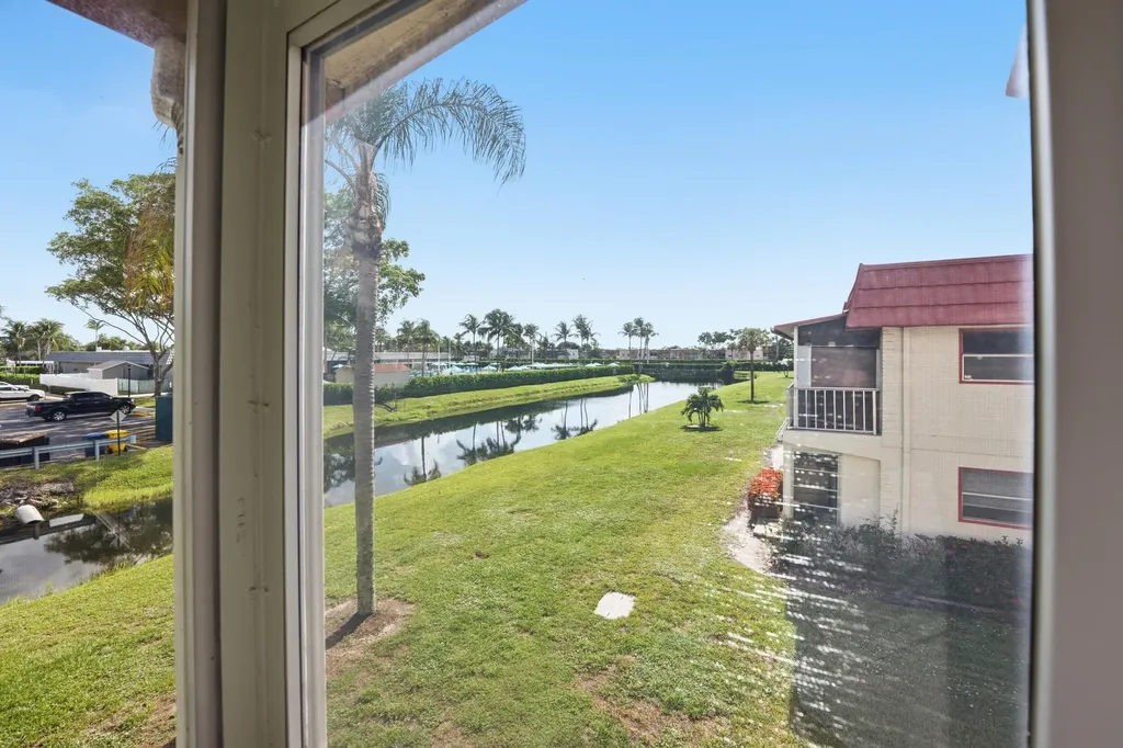 47 Saxony A Delray Beach FL 33446